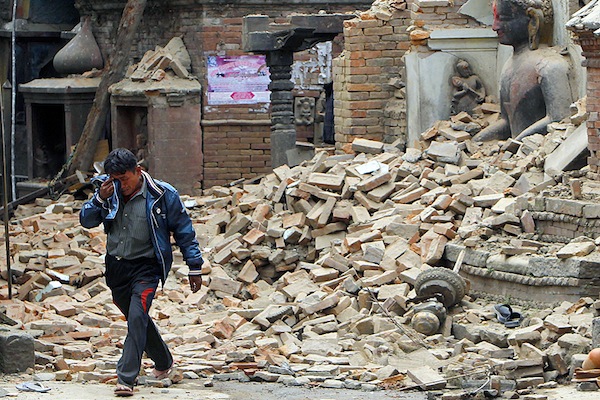 Nepal Sigue Tambaleando 
